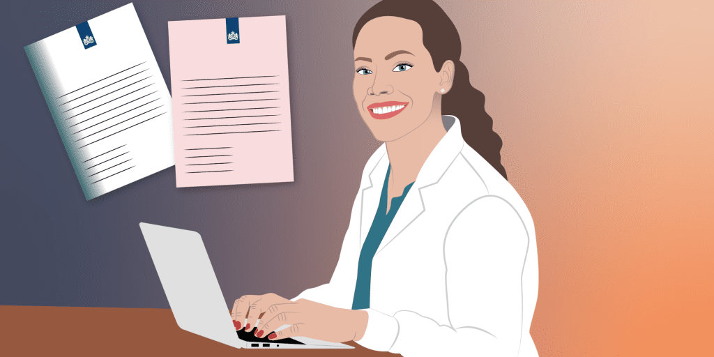 Vrouw die achter laptop VOG aanvraag invult